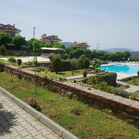 Appartement Garden Apts F1